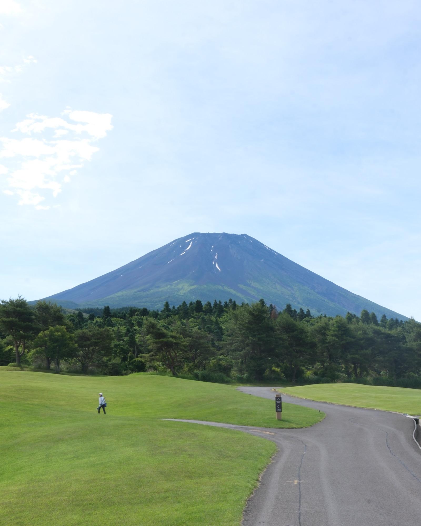 Arriving at Fuji Classic