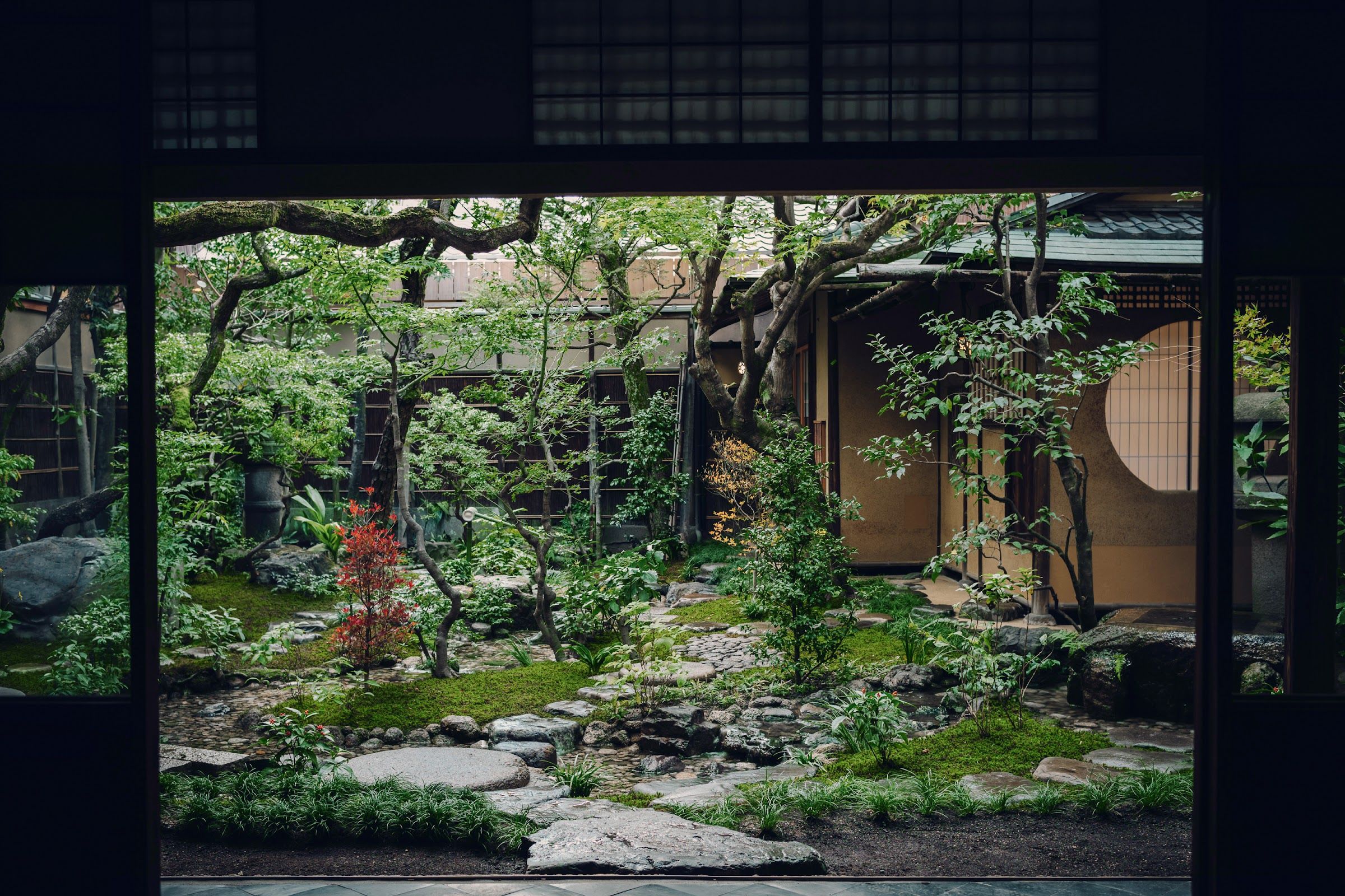 SOWAKA — Grounds & Setting (2)