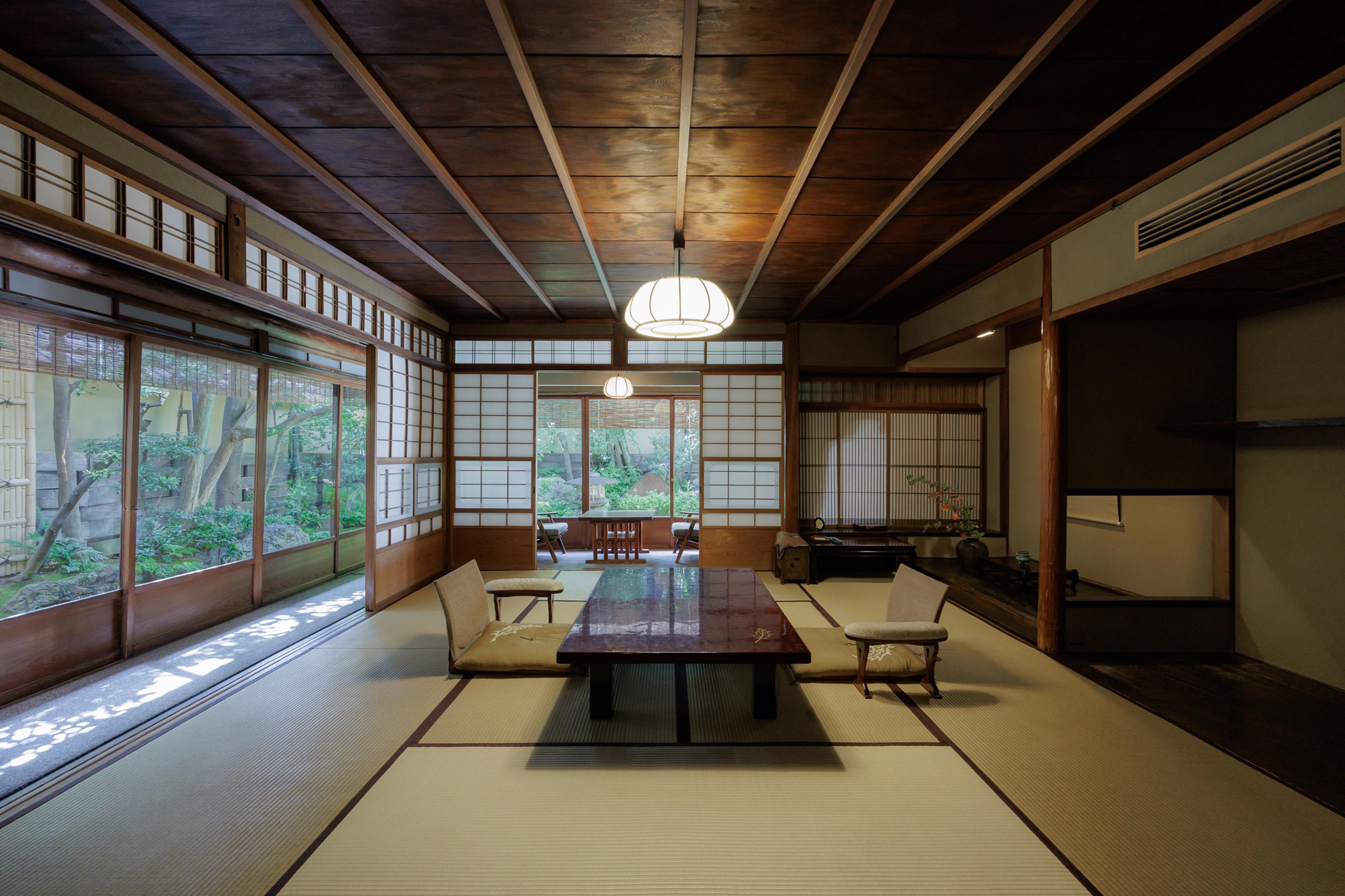 Hiiragiya
