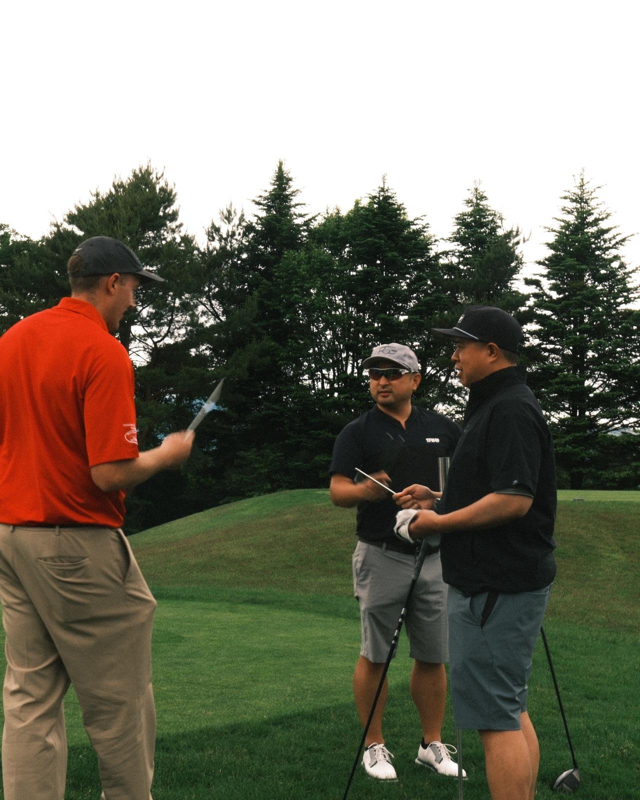 Off the opening tee at Fuji Classic