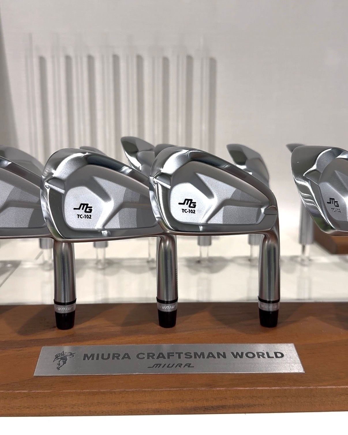 Miura TC-102 heads on a Miura Craftsman World display