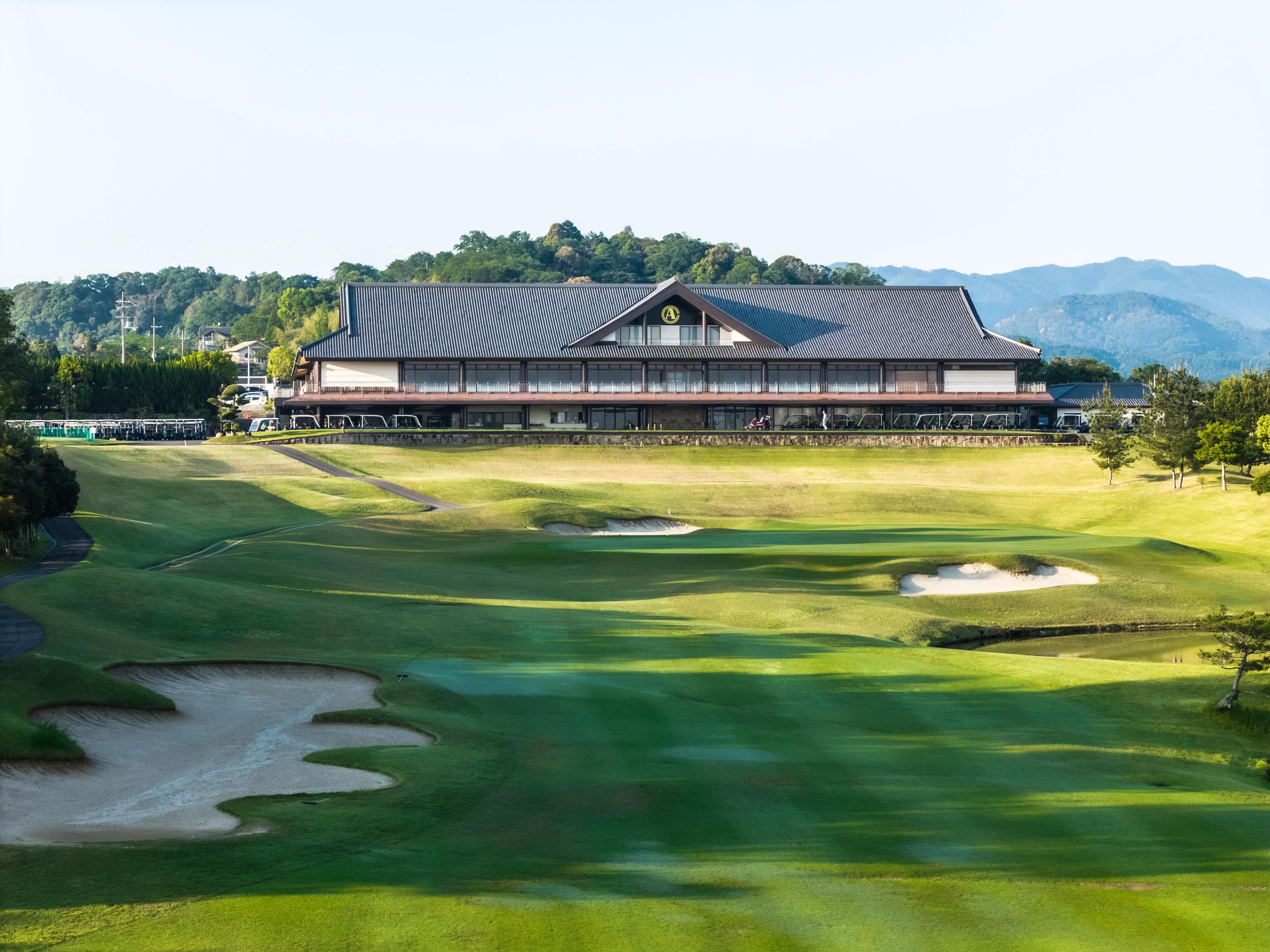 Amanosan Country Club — panoramic course view (Osaka, Japan)