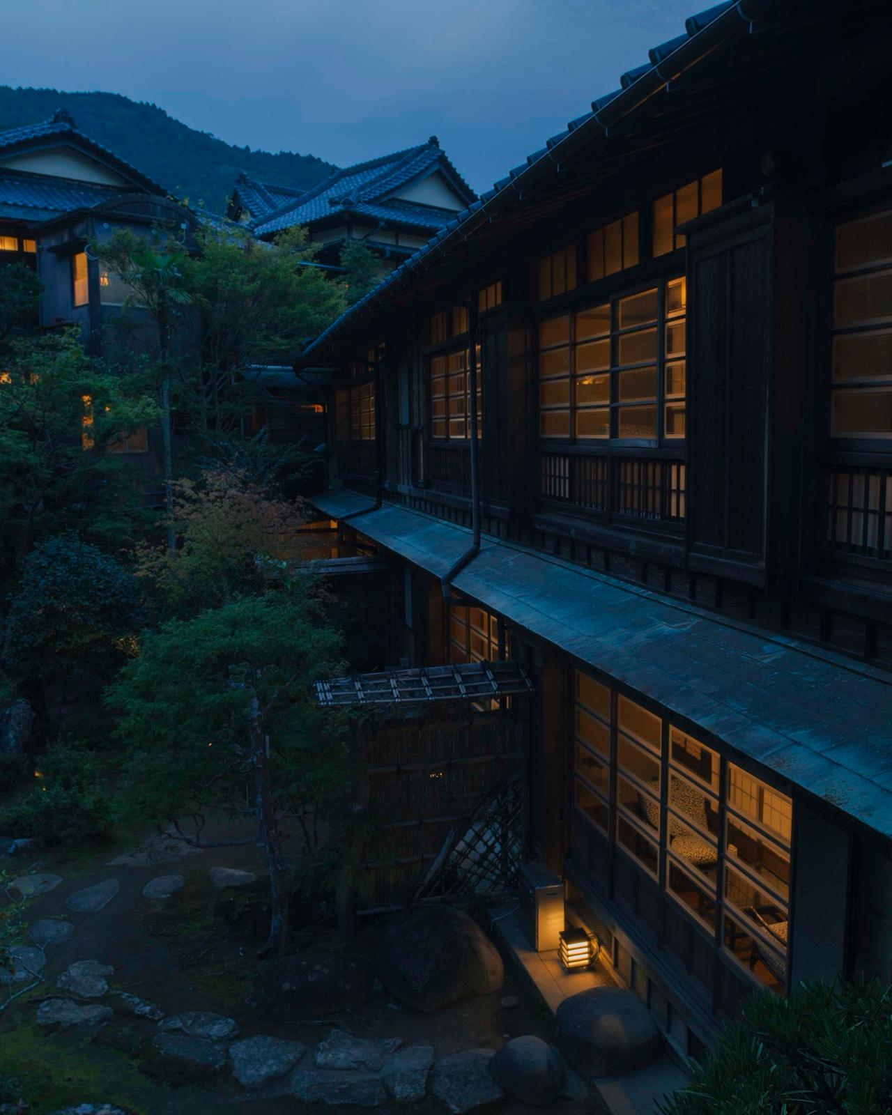 Ochiairo — night exterior along the Amagi valley