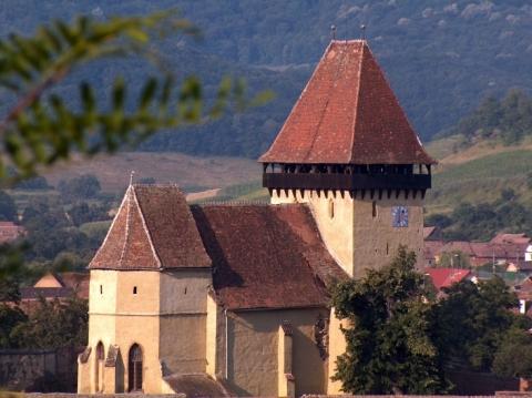 Biserica-cetate din Ighisu Nou