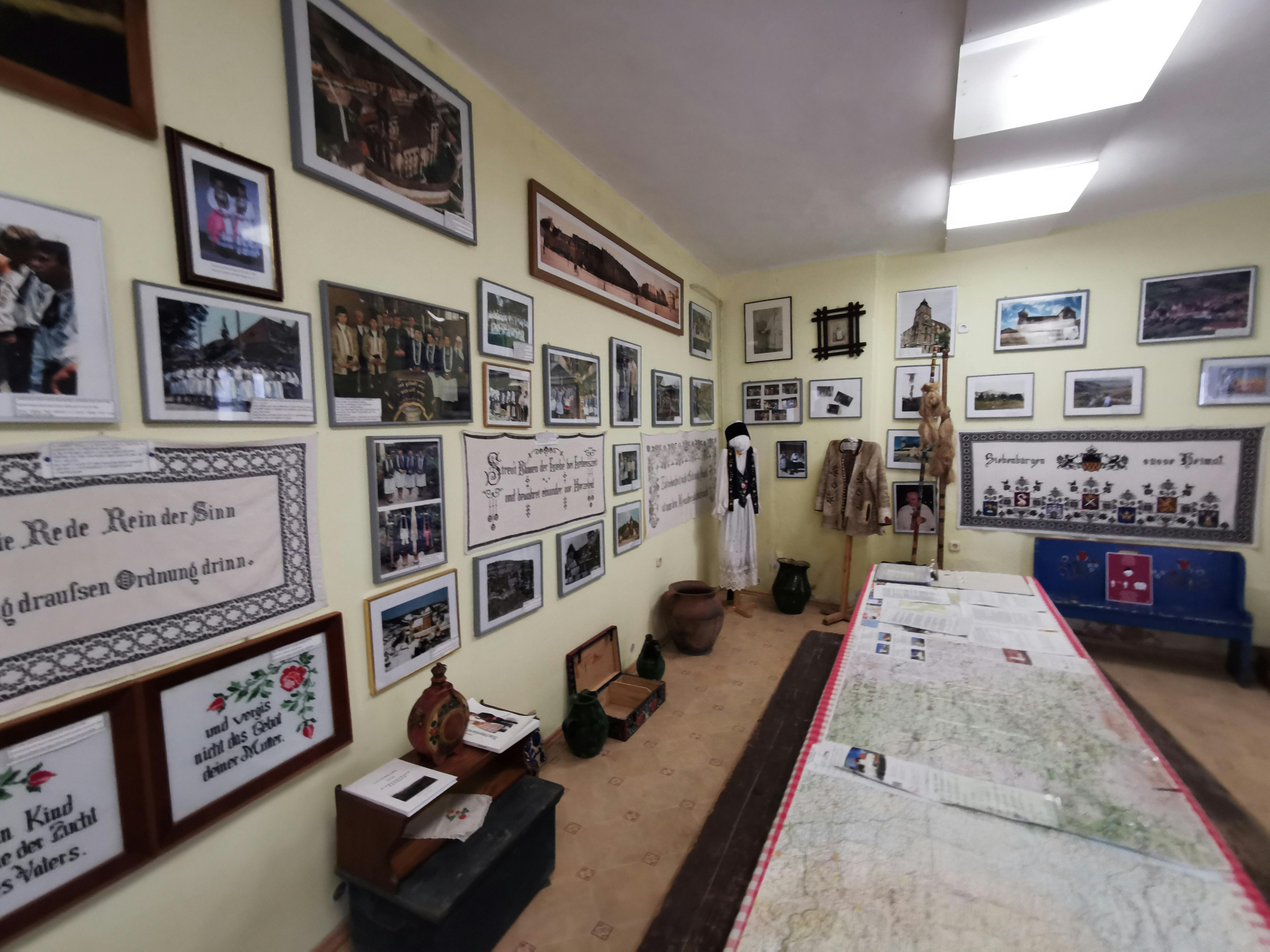 Vechea Casa Parohială - Image 10