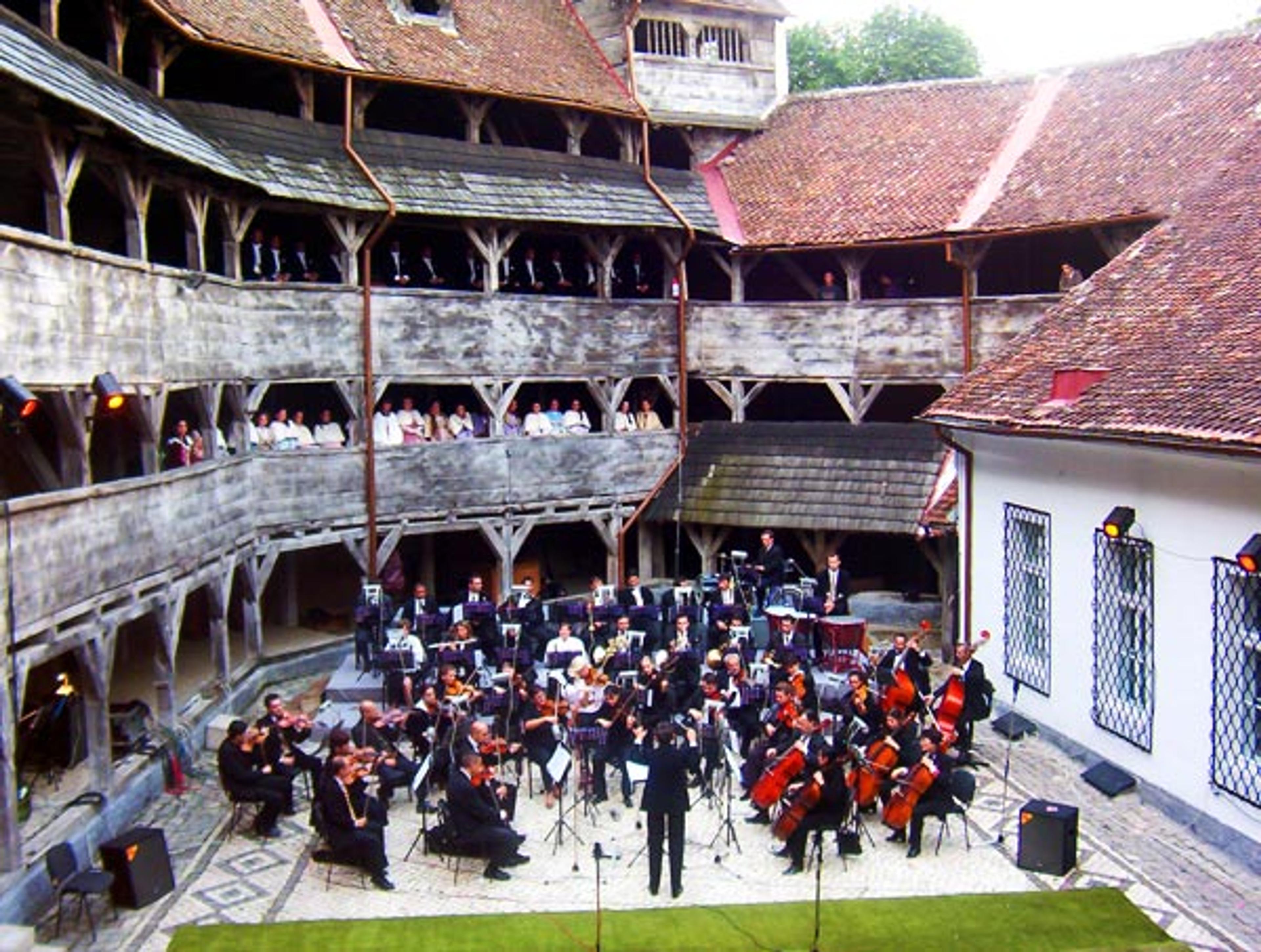 Bastionul Țesătorilor din Brasov, un "must see" pentru orice turist