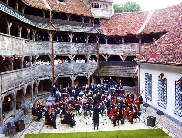 Bastionul Țesătorilor din Brasov, un "must see" pentru orice turist