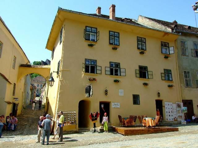 Enigma lui Dracula: S-a nascut sau nu la Sighisoara?