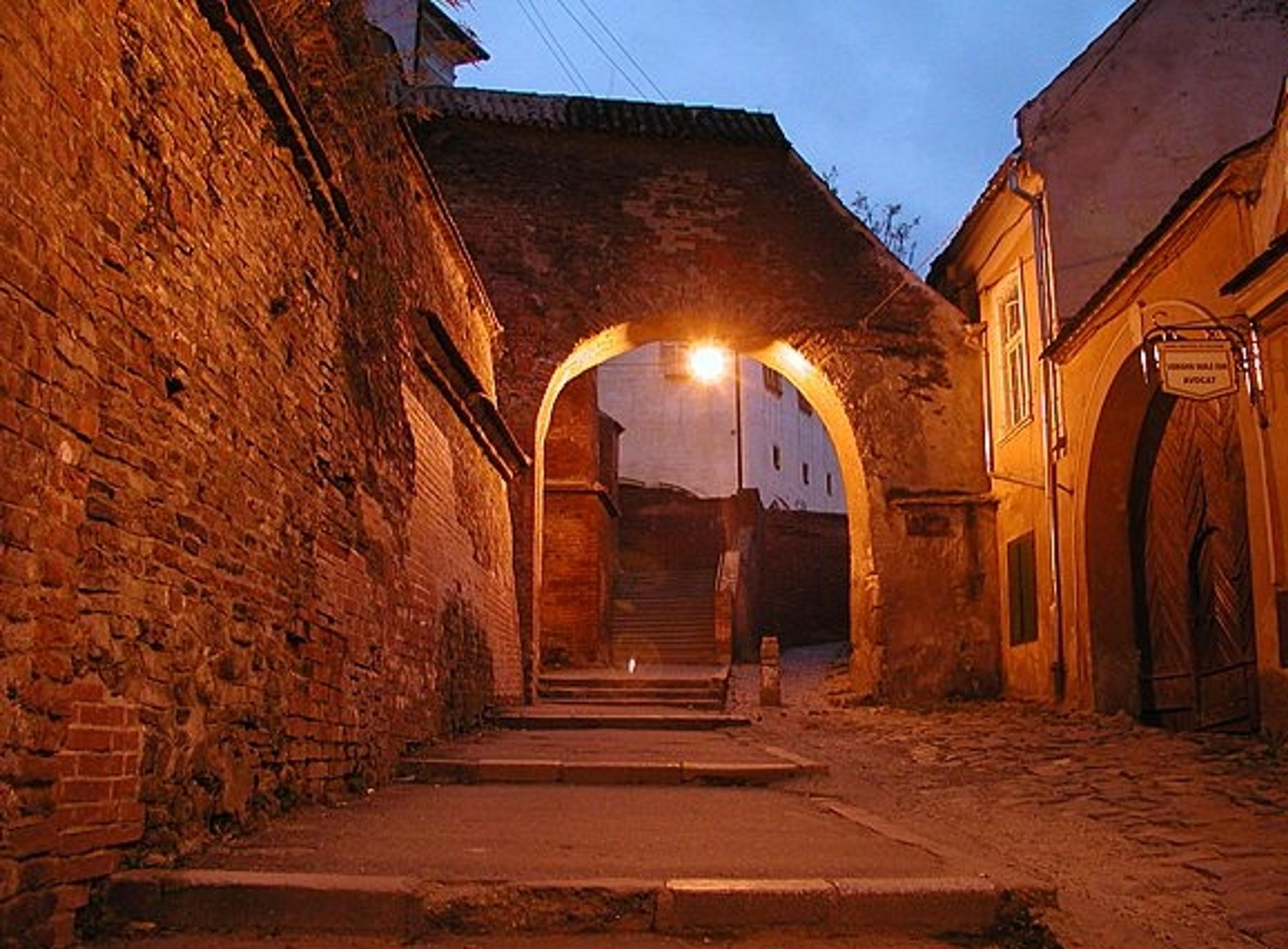 Descopera Orasul Vechi: Pasajul Scarilor din Sibiu
