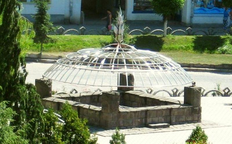 Balta Dracului din orasul Covasna, un monument unic in Europa