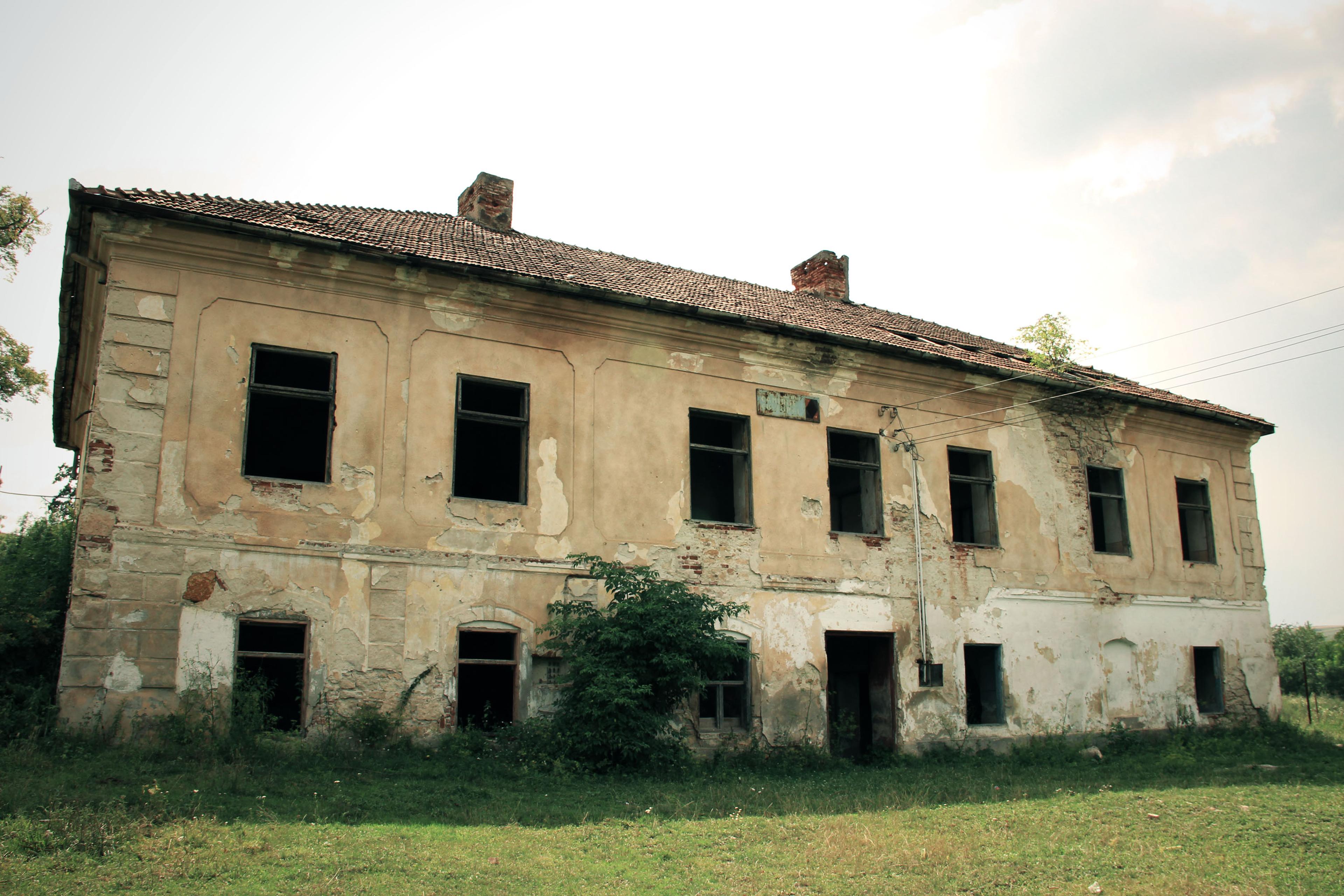 Conacul Haller – Burgul din Gârbou