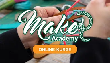 Die Hände einer Person, die ein Produkt flechtet, mit dem Logo der "Maker Academy". Text: "Online Cursussen" (Online-Kurse).