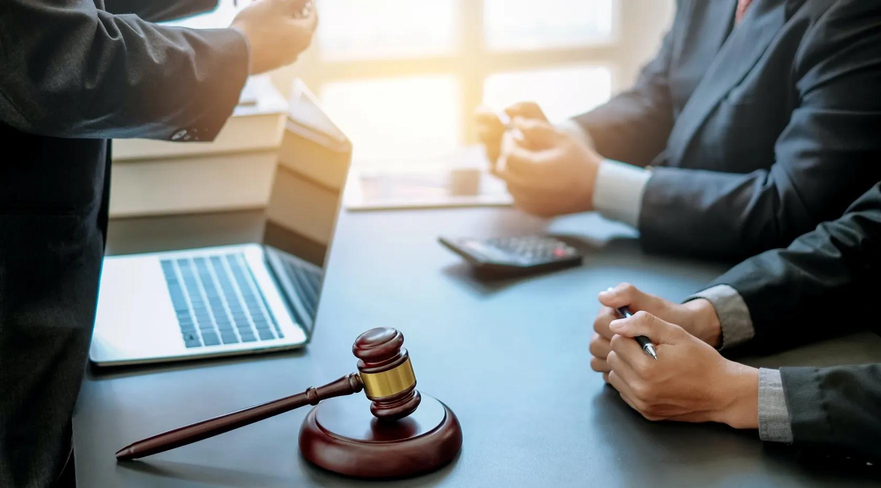 Laurus – about the client