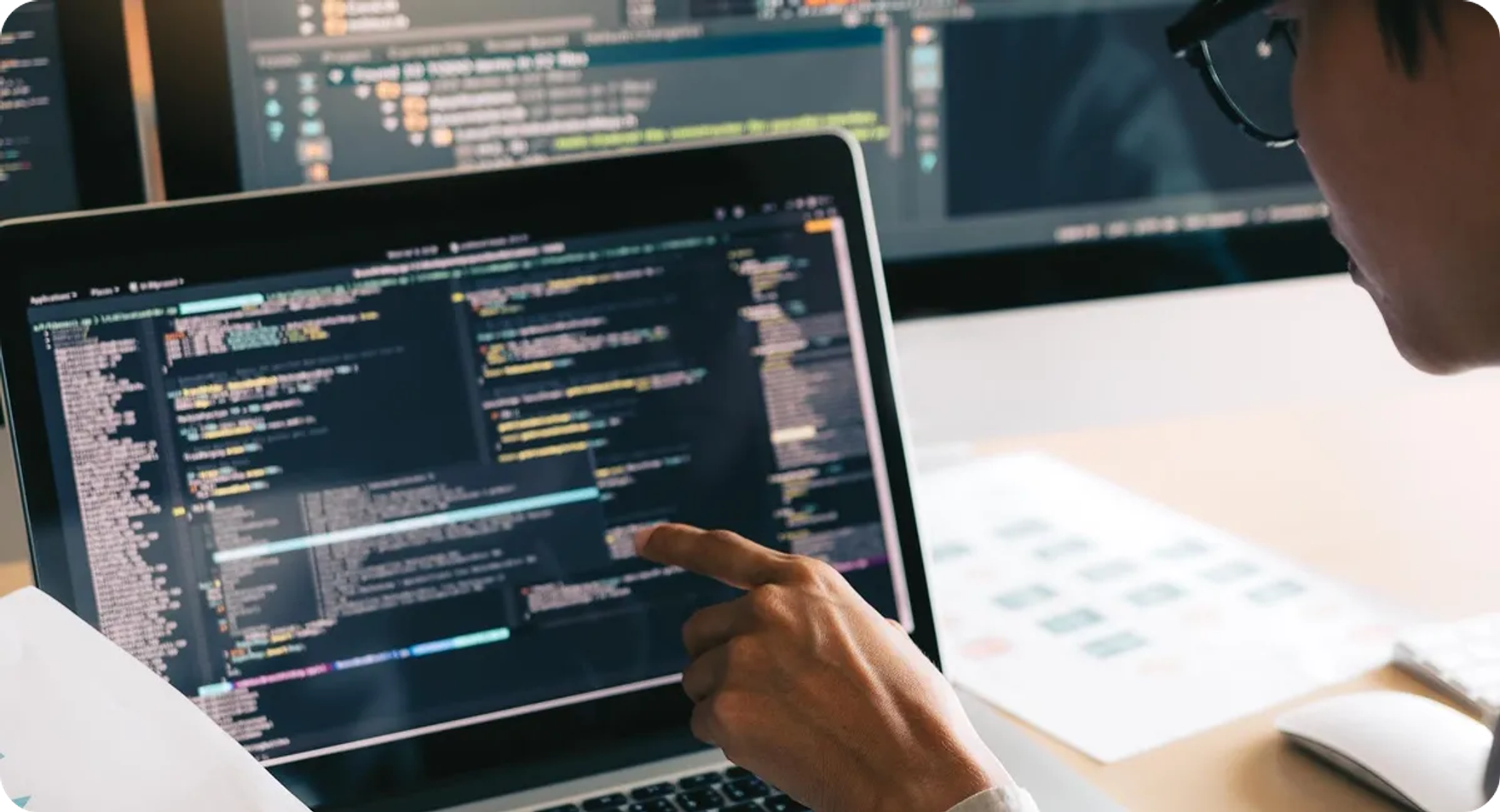 How to choose the right ecommerce platform for migration to headless