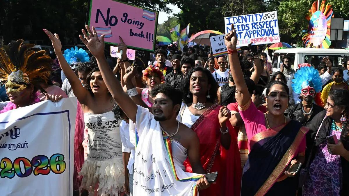 लिंग और यौन अल्पसंख्यकों के लिए भेदभाव-विरोधी उपायों की कमी: एक हृदयविदारक कहानी
