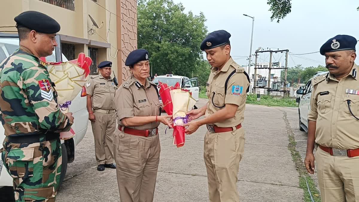 डीजीपी और डीआईजी ने सरायकेला में दिए कड़े निर्देश