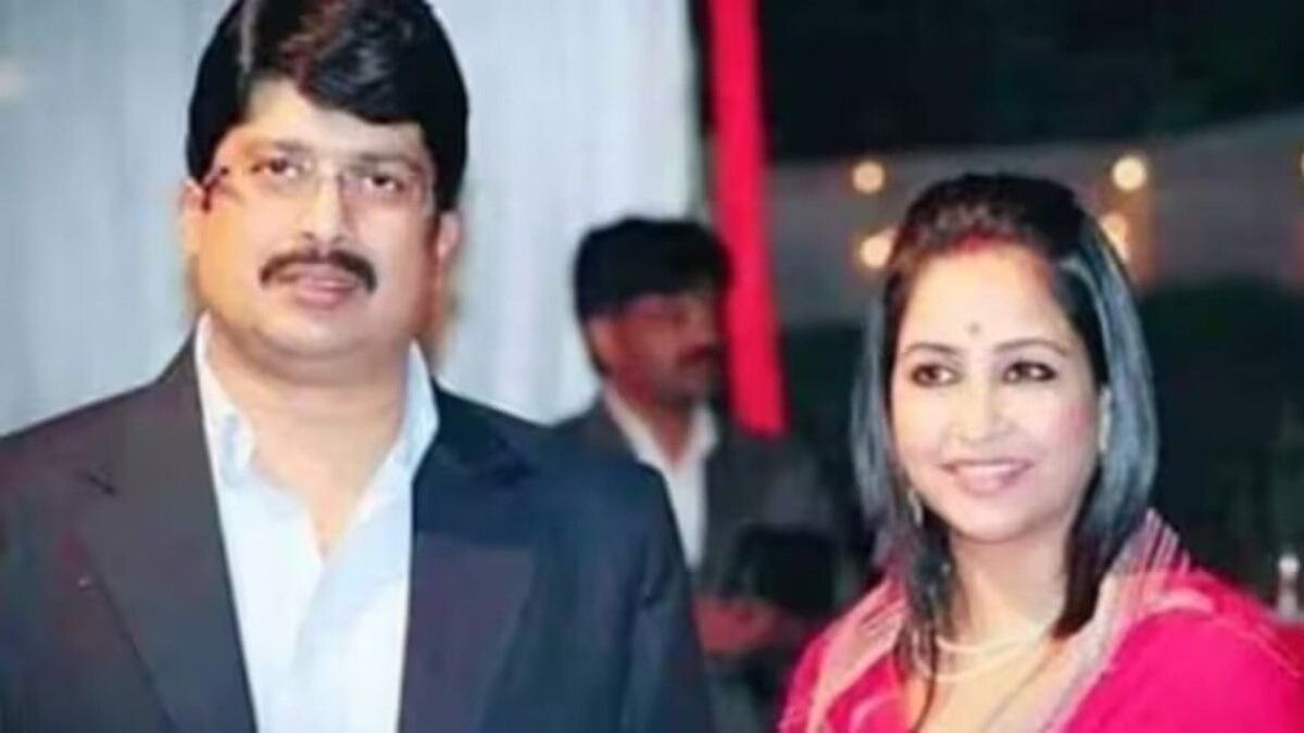 सुप्रीम कोर्ट का फैसला, राजा भैया का पारिवारिक मामला अब साकेत कोर्ट में ही जाएगा