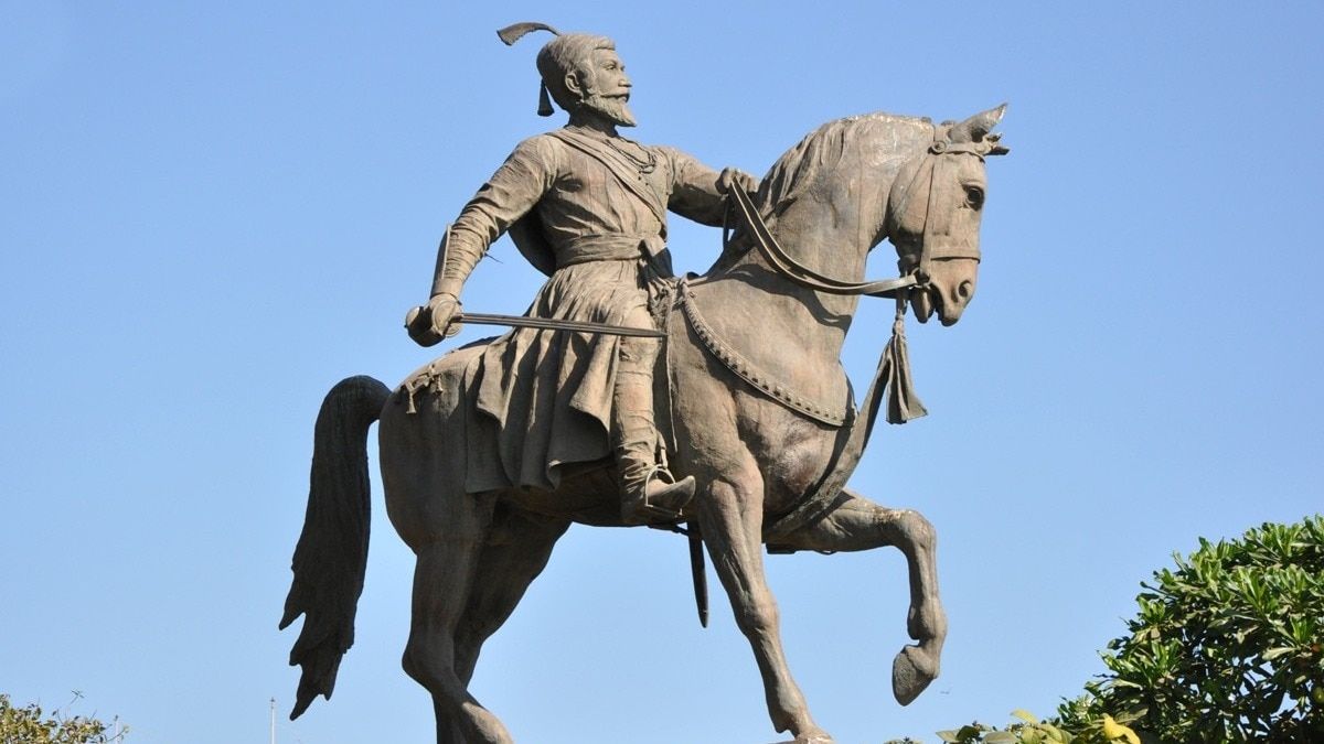 गोवा में छत्रपति शिवाजी की प्रतिमा को हटाने के मामले में सुप्रीम कोर्ट ने दखल देने से इनकार किया