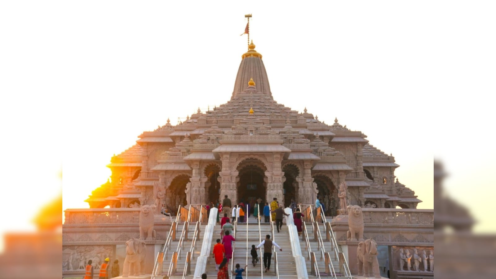 राम मंदिर विवाद: निर्मोही अखाड़े ने सुप्रीम कोर्ट से की ट्रस्ट के पुनर्गठन की मांग