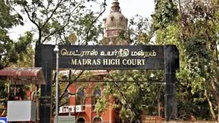 मद्रास हाई कोर्ट का सुनहरा फैसला: 50 साल 9 महीने की उम्र तक सरोगेसी का विकल्प चुनने की अनुमति.