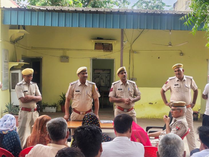 मांढ़ण में सुरक्षा व्यवस्था पर मंथन, साइबर फ्रॉड और महिला सुरक्षा पर जोर