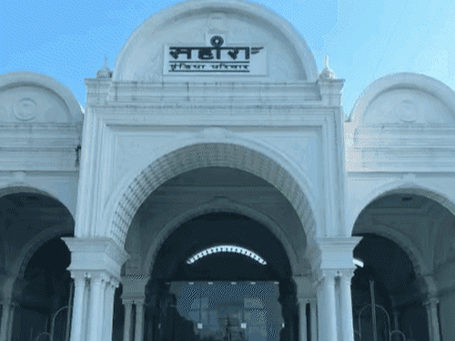 ग्रीन बेल्ट पर बसा सहारा शहर: 30 साल बाद सुप्रीम कोर्ट पहुंचा विवाद; 270 एकड़ जमीन पर किसका हक?