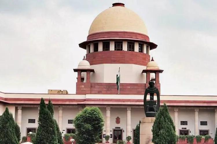 सुप्रीम कोर्ट में जनहित याचिका में 1,500 करोड़ रुपये की बैंकिंग धोखाधड़ी का आरोप लगाया गया है