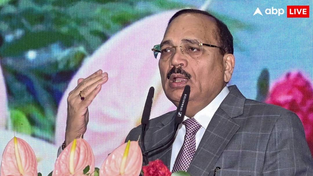 सुप्रीम कोर्ट में CJI को भद्दे शब्द, अब जस्टिस सूर्यकांत ने ही दिया जवाब, देखें क्या कहा