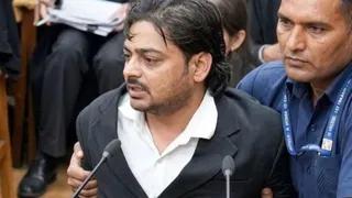सुप्रीम कोर्ट में हंगामा: वकील को गिरफ्तार, हंगामा करने को लेकर मामला दर्ज