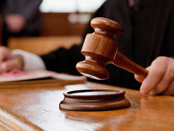 बेंगलुरु के अदालत ने आरएसएस पर सांप्रदायिक टिप्पणियों के आरोप में प्रियंक खरगे और हारिस नलपाड को दिलाई है अदालत की चुनौती