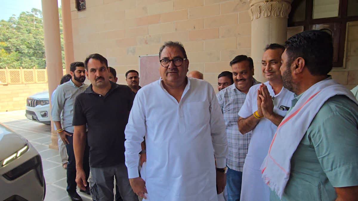 भाजपा सरकार पर हमला: अभय चौटाला ने कहा कि हरियाणा में कानून व्यवस्था चरमराई, मनोहर लाल की चल रही सरकार