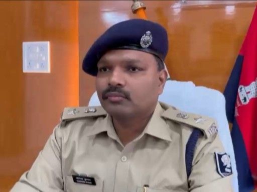 मधुबनी में 8 पुलिस अधिकारियों का तबादला:  अपराध नियंत्रण के लिए एसपी ने किया ट्रांस्फर, कानून व्यवस्था बनाए रखने पर जोर - Madhubani News