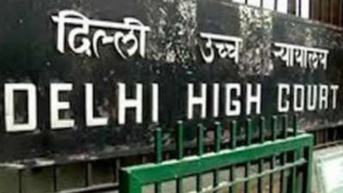 दिल्ली हाईकोर्ट ने एक और जज को निलंबित किया, इस बार साकेत कोर्ट की जज पर गिरी गाज