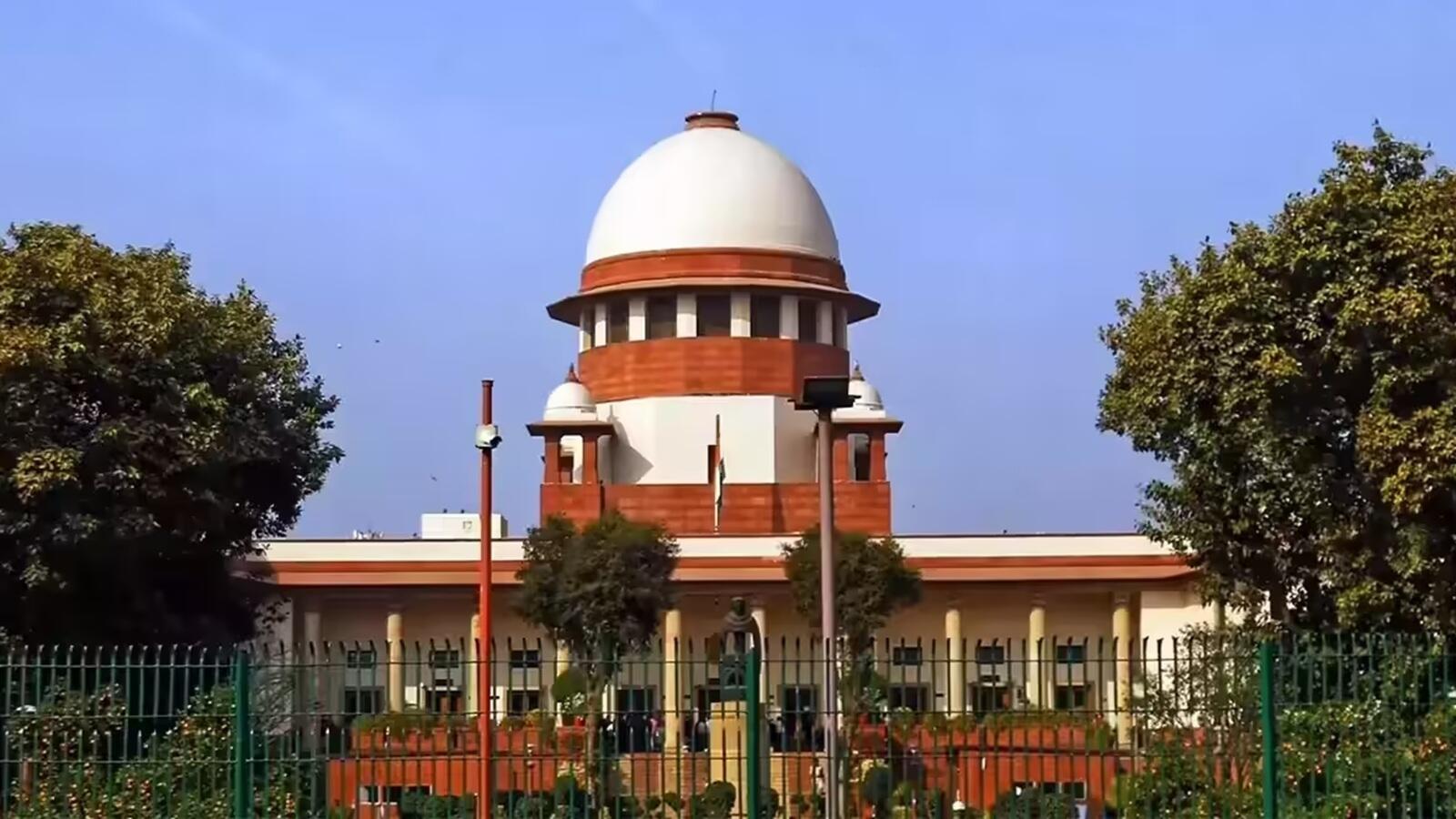 जंगल में आग जैसे मामलों की निगरानी पर सुप्रीम कोर्ट का निर्देश, हाई कोर्ट को कठिनाईयों को ध्यान में रखकर नया आदेश जारी करने को कहा