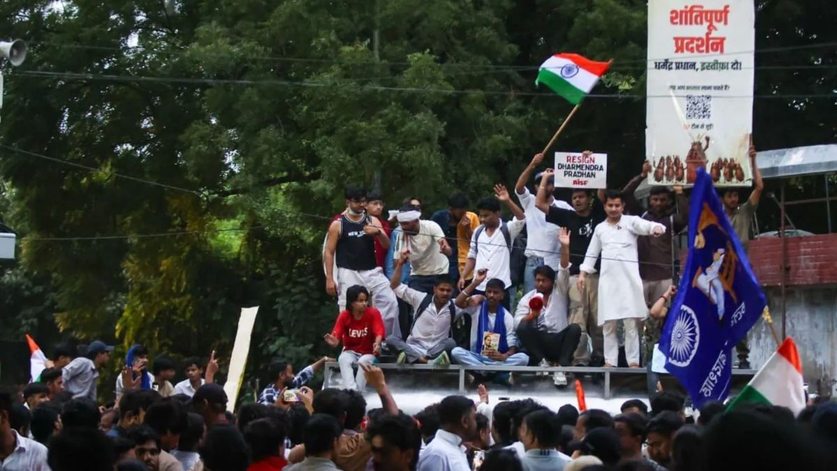 उत्तराखंड हाई कोर्ट को शंका- 'एक्टिविस्ट को किन नियमों के तहत हिरासत में लिया?'