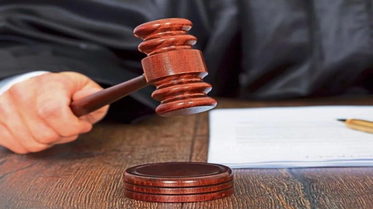 ठाणे: 14 साल की छात्रा ने कोच पर दुष्कर्म का आरोप, अदालत ने दिया हैरान कर देने वाला फैसला