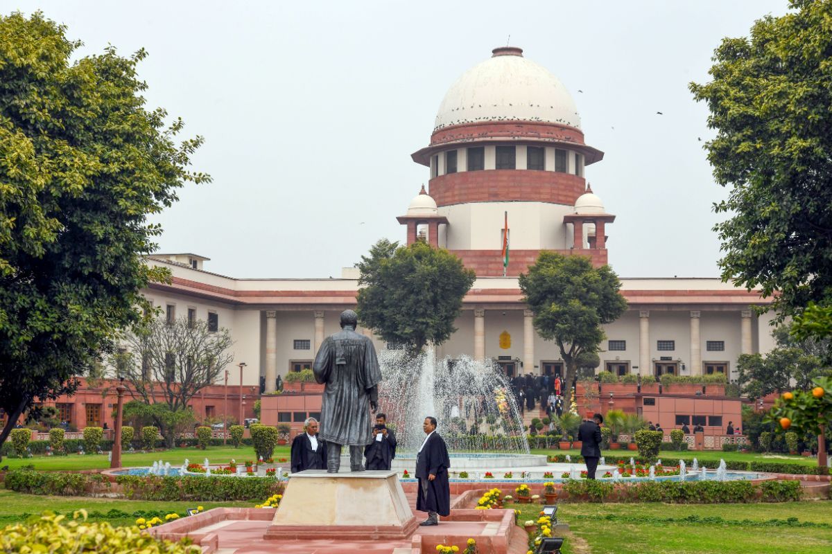 सुप्रीम कोर्ट ने AI के इस्तेमाल पर सख्त कदम उठाए, न्याय व्यवस्था को खतरा बताया
