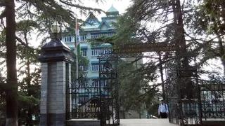 हिमाचल हाई कोर्ट ने केंद्र और राज्य सरकार को टेंडर के संबंध में जवाब तलब किया
