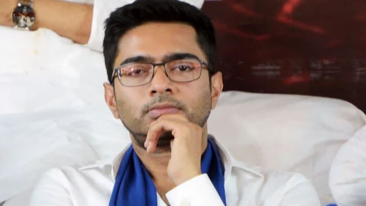 टीएमसी सांसद अभिषेक बनर्जी को विदेश जाने की अनुमति न मिलने पर सुप्रीम कोर्ट में याचिका