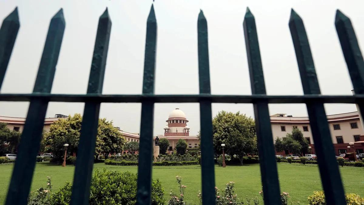 न्याय की दृश्यता पर सवाल: सुप्रीम कोर्ट के स्ट्रीमिंग नियमों में पारदर्शिता की कमी