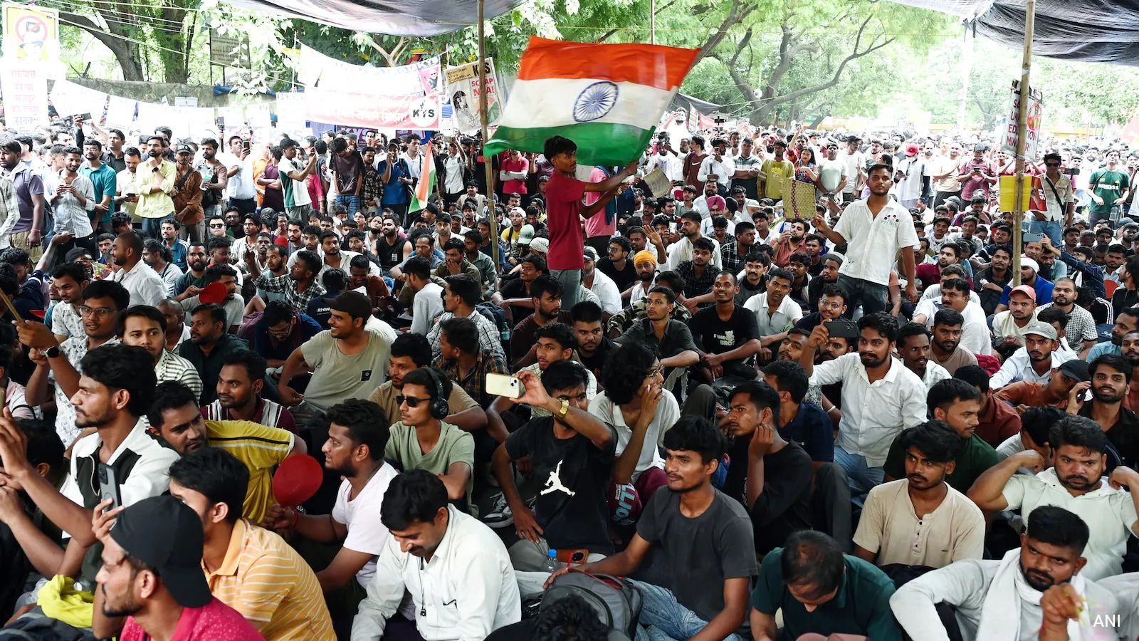 निजता के अधिकार का उल्लंघन: दिल्ली हाईकोर्ट ने पुलिस से निगरानी मानदंडों के पालन की जानकारी मांगी
