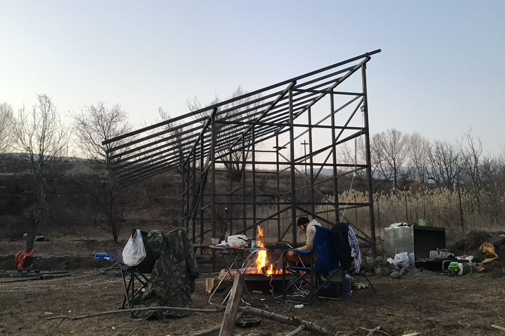 Երկհարկանի տնակի մետաղական կմախք