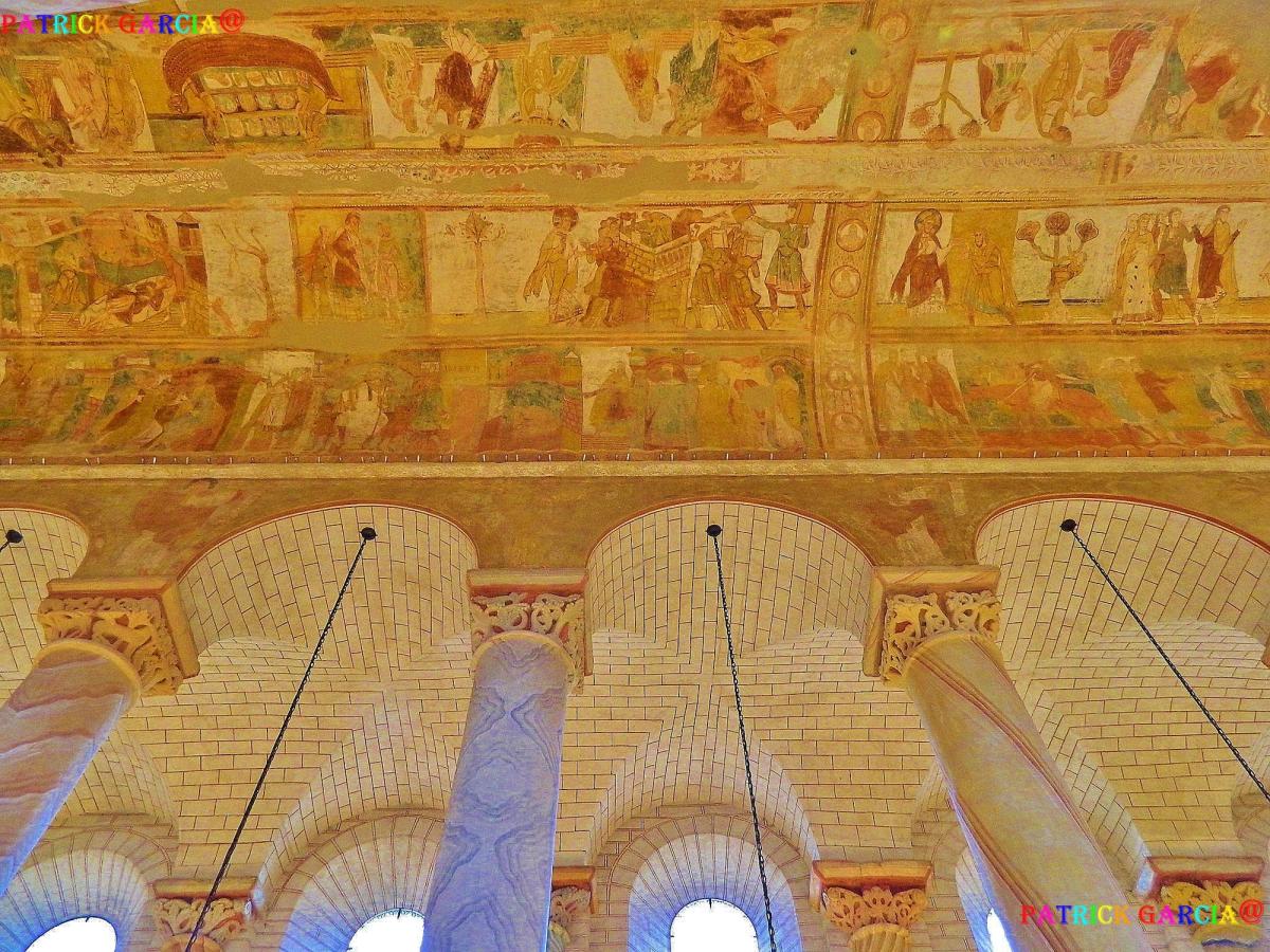 fresque de st Savin réalisées vers 1100