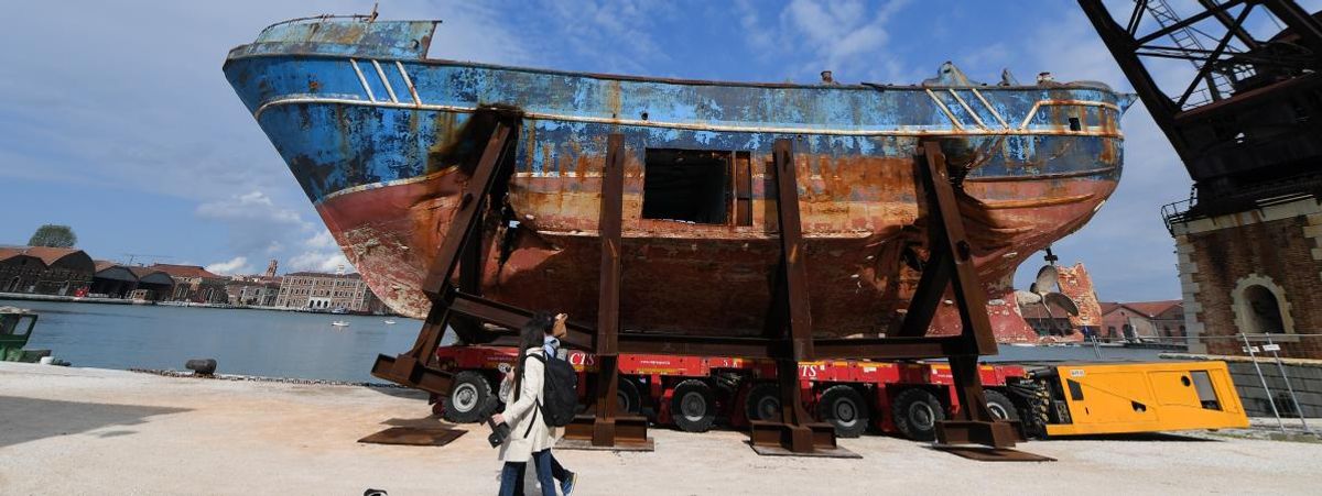 « Barca Nostra » repêchée en 2016 après un naufrage de 2015. 800 à 900 disparus