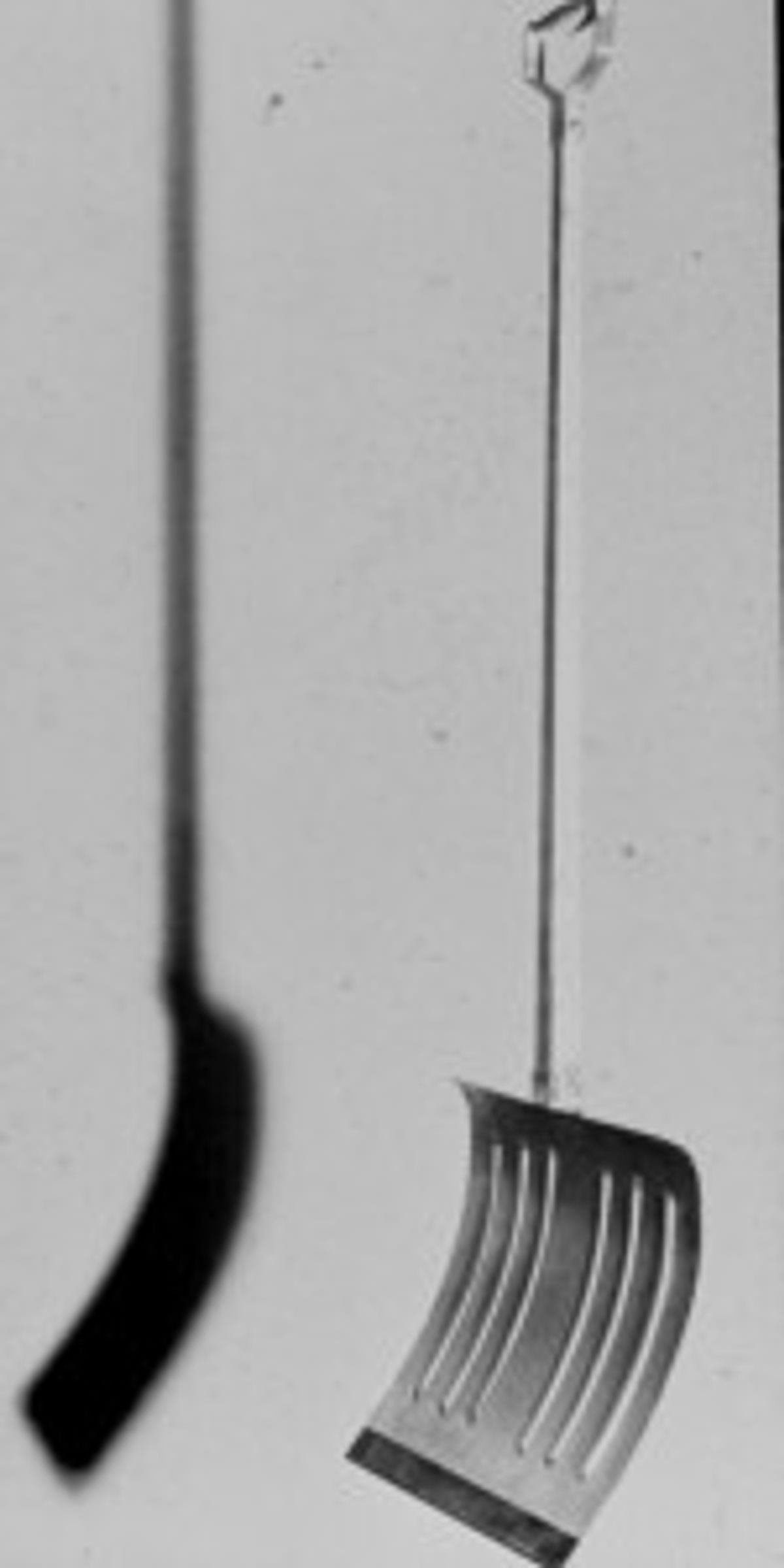 in advance of a broken arm. 1915
