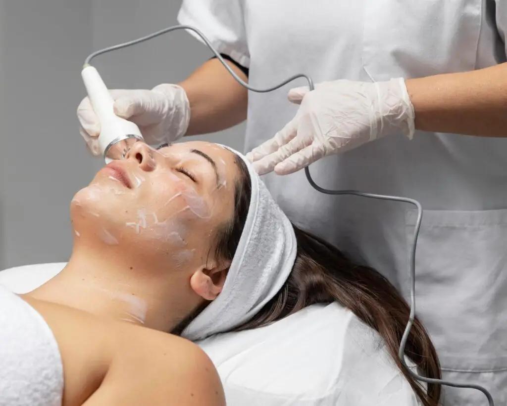 Tratamiento de Cosmetología en Odontomed