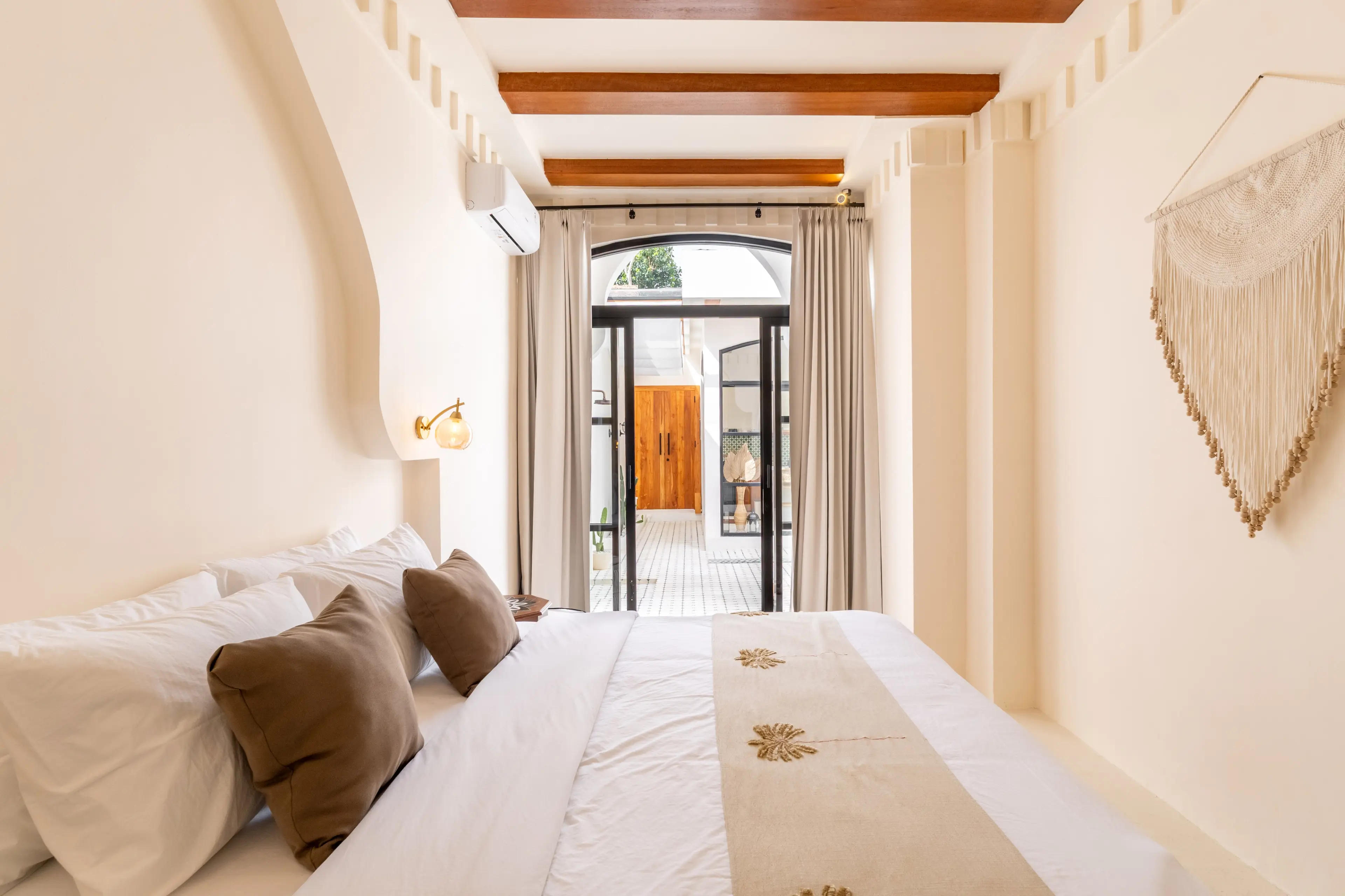 villa in Padang Padang, Bukit, Bali — thumbnail 7