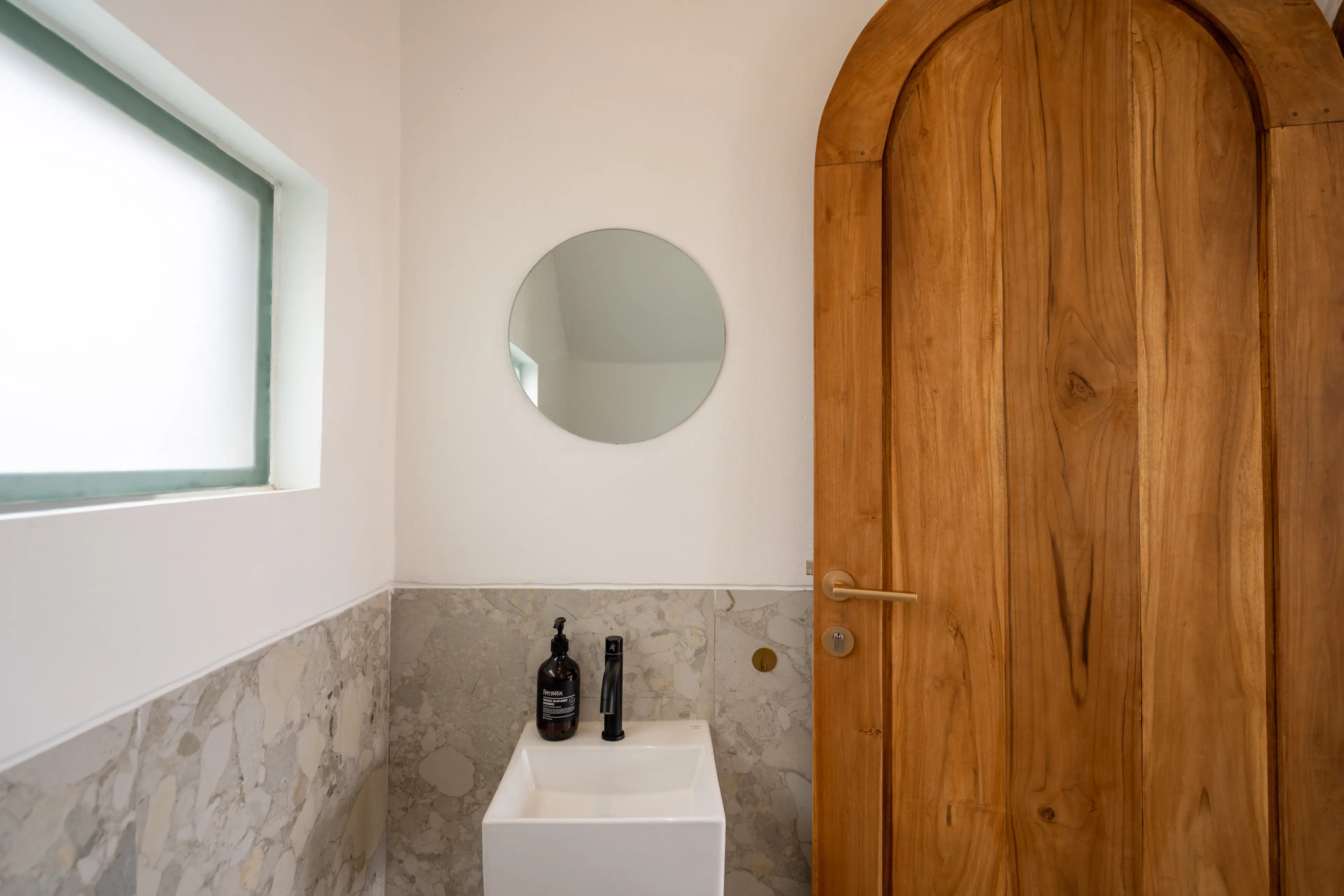 villa in Pererenan, Canggu, Bali — thumbnail 21