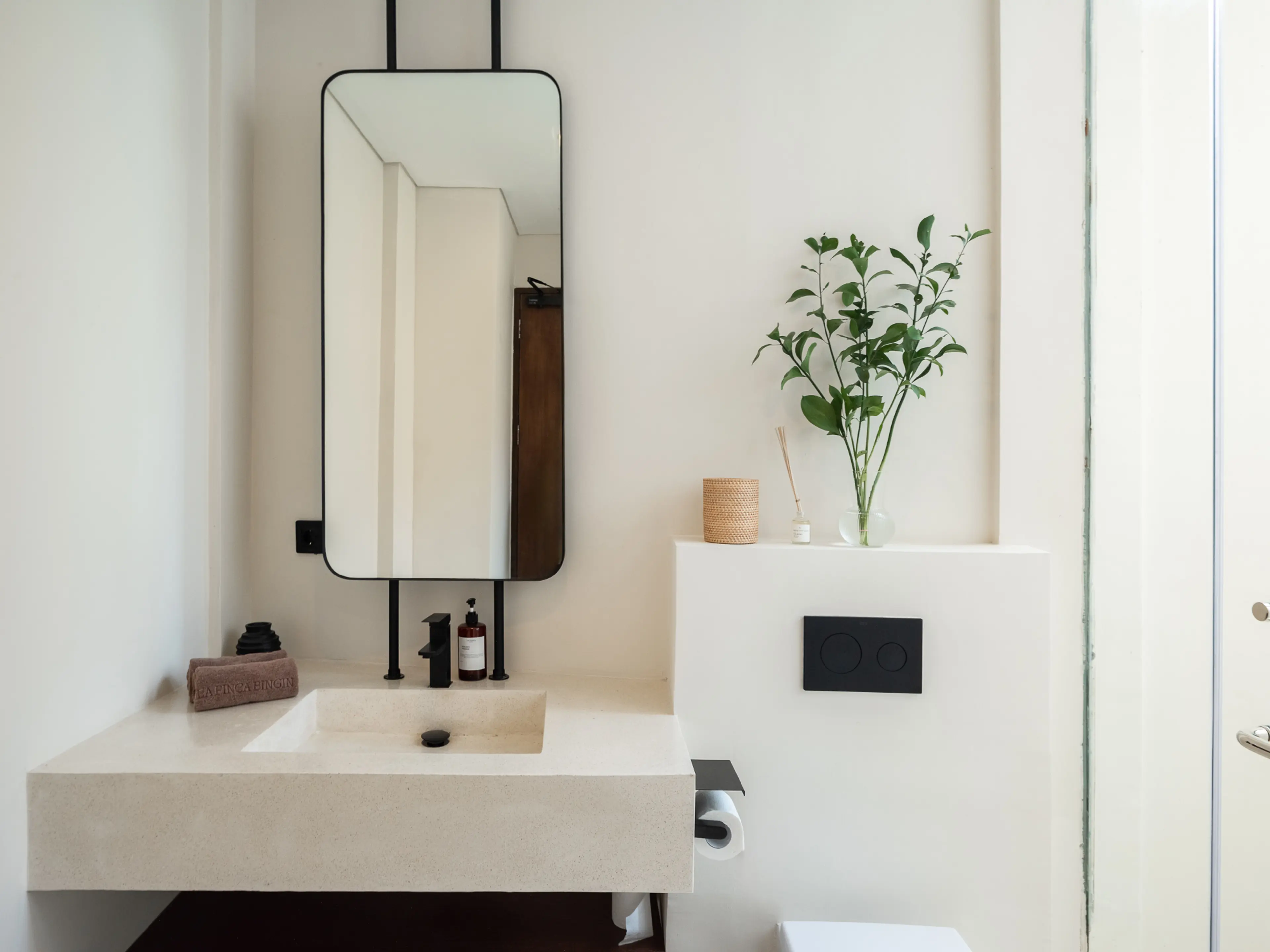 villa in Batu Bolong, Canggu, Bali — thumbnail 32