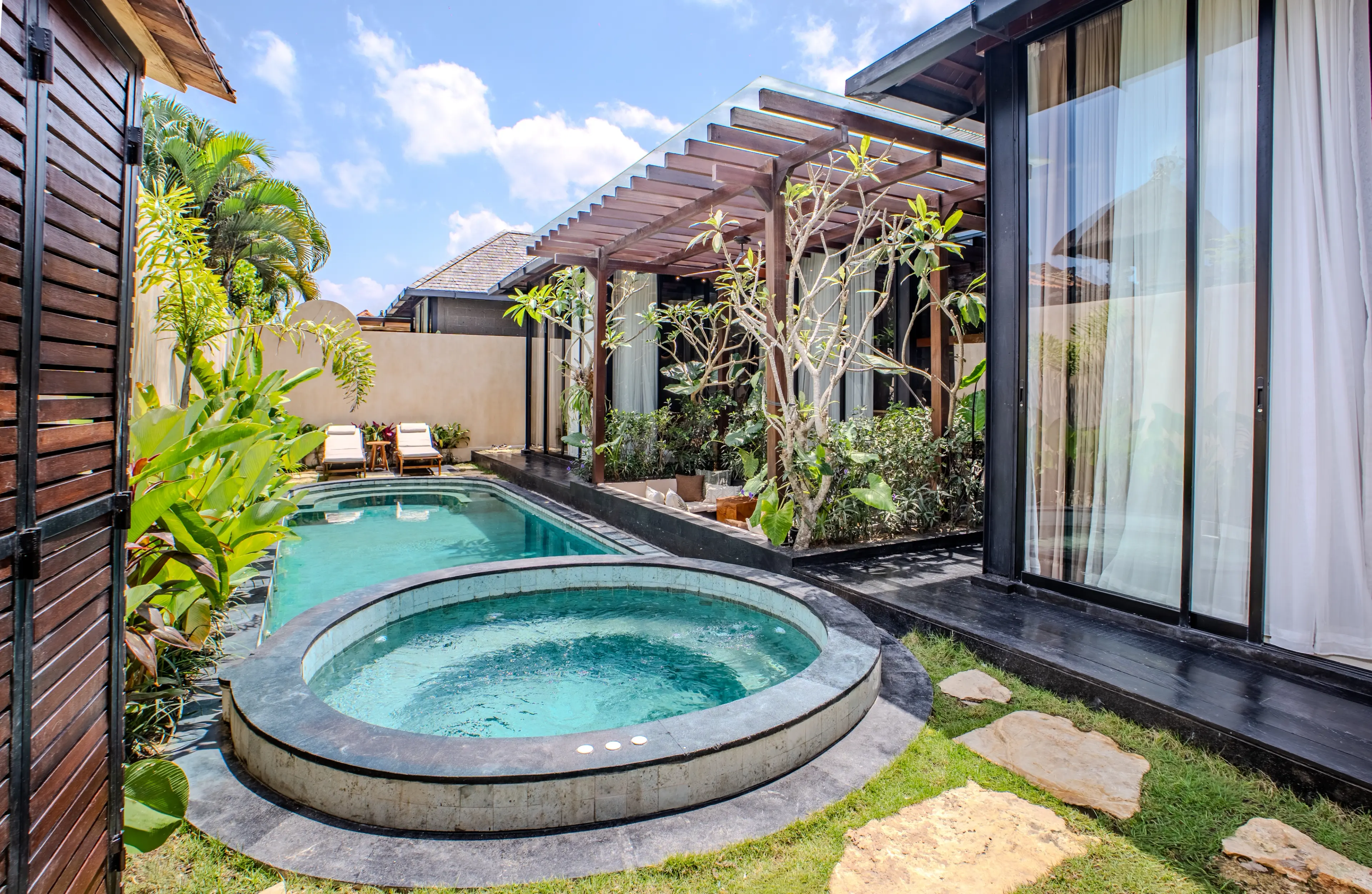 villa in Batu Bolong, Canggu, Bali — photo 1 of 6